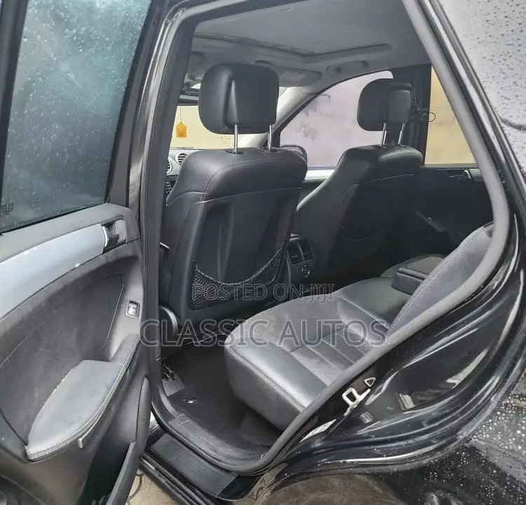 Mercedes-Benz M Class ML 350 4Matic 2010 Black
