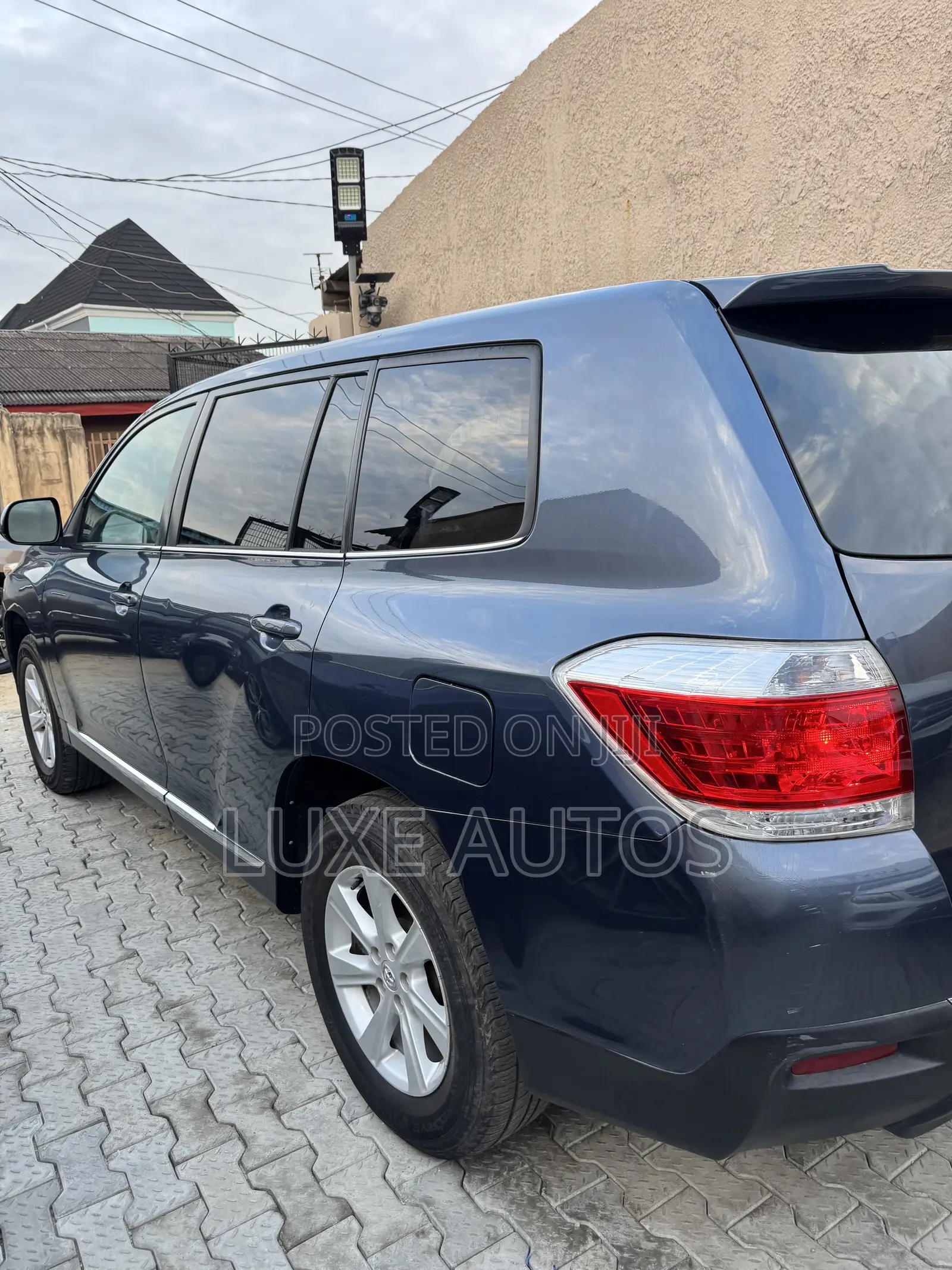 Toyota Highlander 3.5L 4WD 2013 Blue