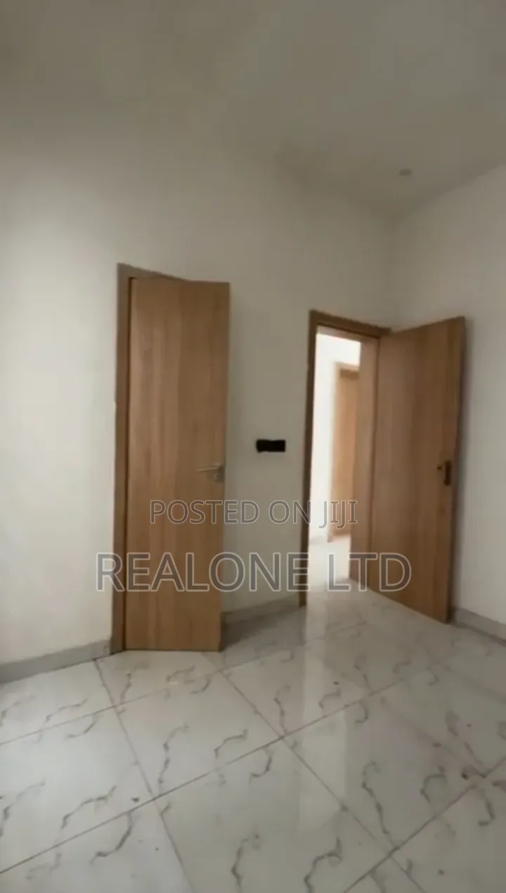 1bdrm Duplex in Ikota for rent