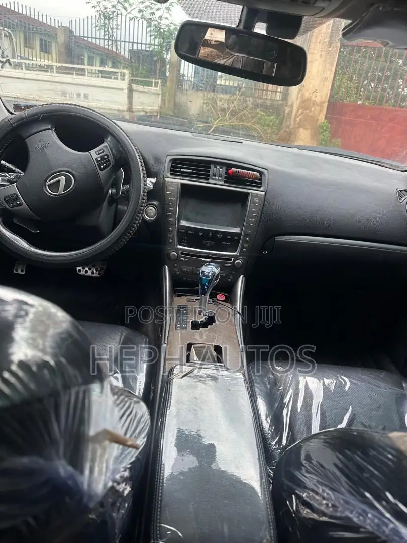 Lexus IS 250 2011 Black