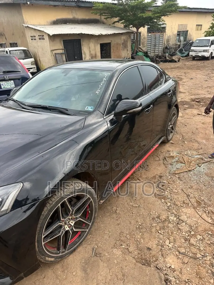 Lexus IS 250 2011 Black