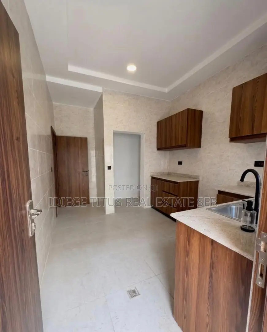 4bdrm Duplex in By Cedacrest, Apo Resettlement for rent