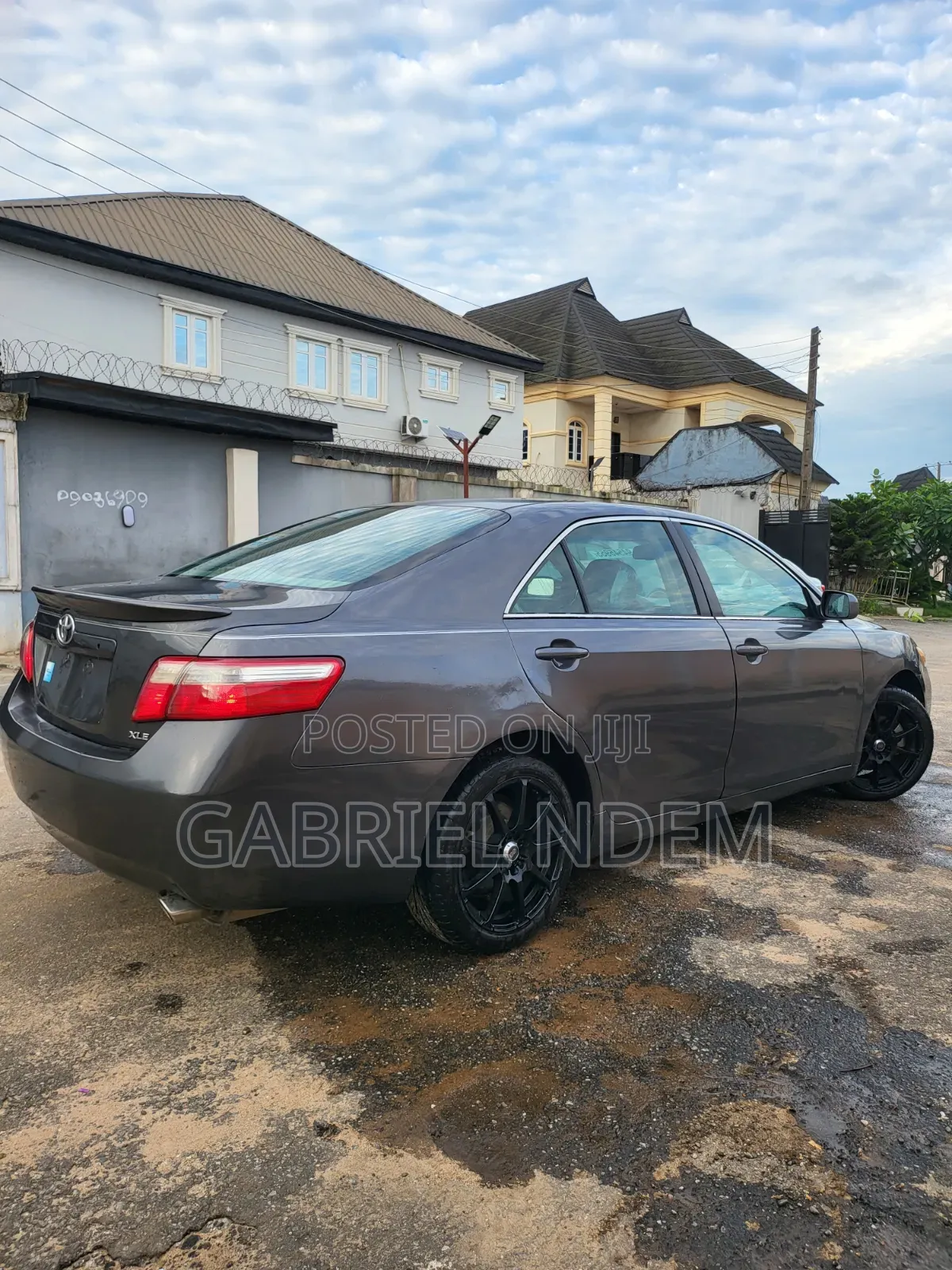 Toyota Camry XLE 4dr Sedan (2.4L 4cyl 5A) 2007 Gray