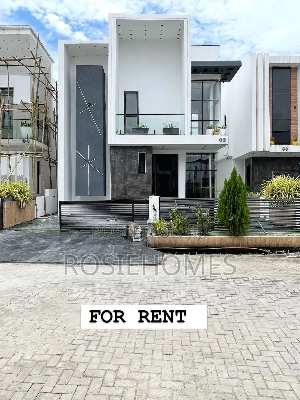 5bdrm Duplex in Chevron, Lekki Phase 1 for rent