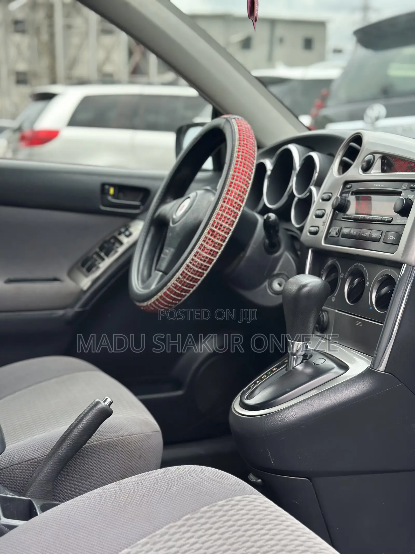 Toyota Matrix Hatchback FWD (1.8L 4cyl 5M) 2008 Silver
