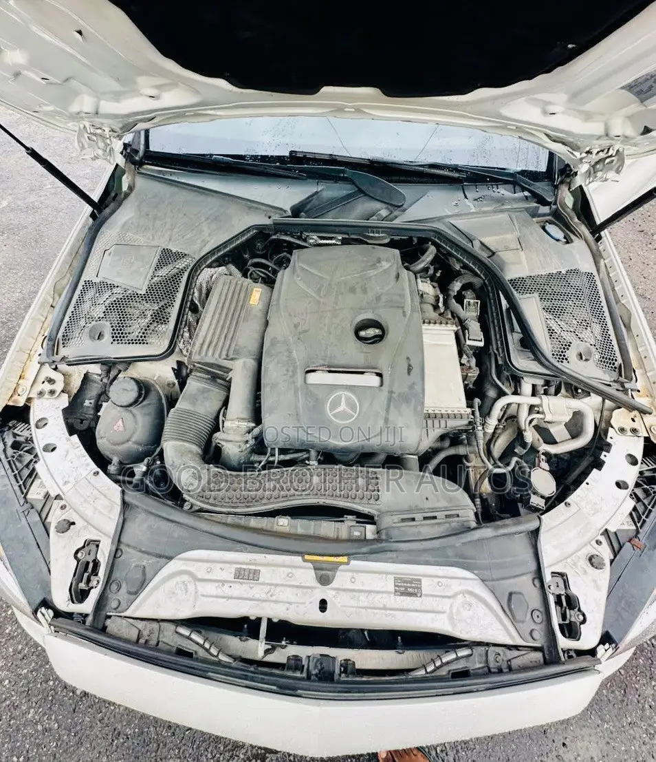 Mercedes-Benz C200 2017 White