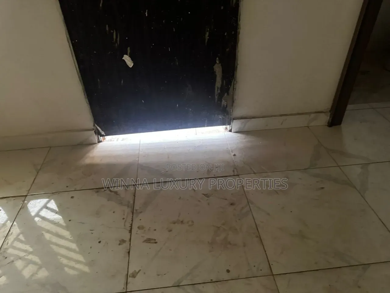 4bdrm Apartment in Garki Main for rent