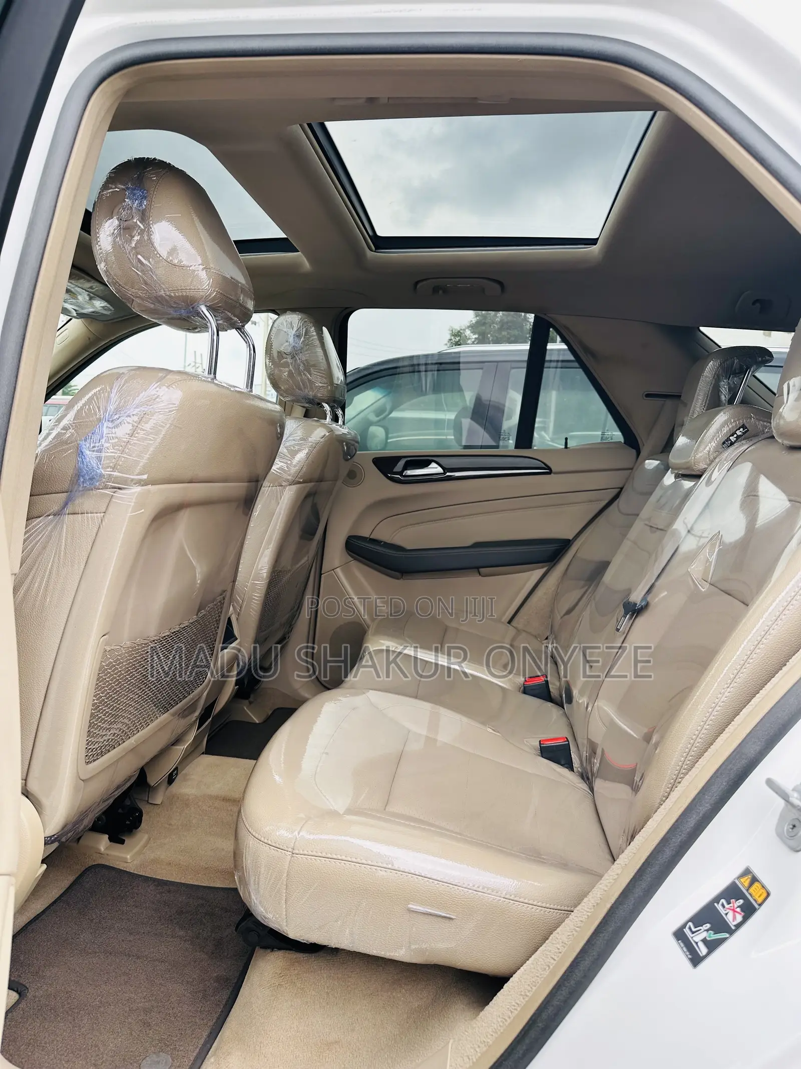 Mercedes-Benz M Class ML350 4MATIC 4dr SUV AWD (3.5L 6cyl 7A) 2014