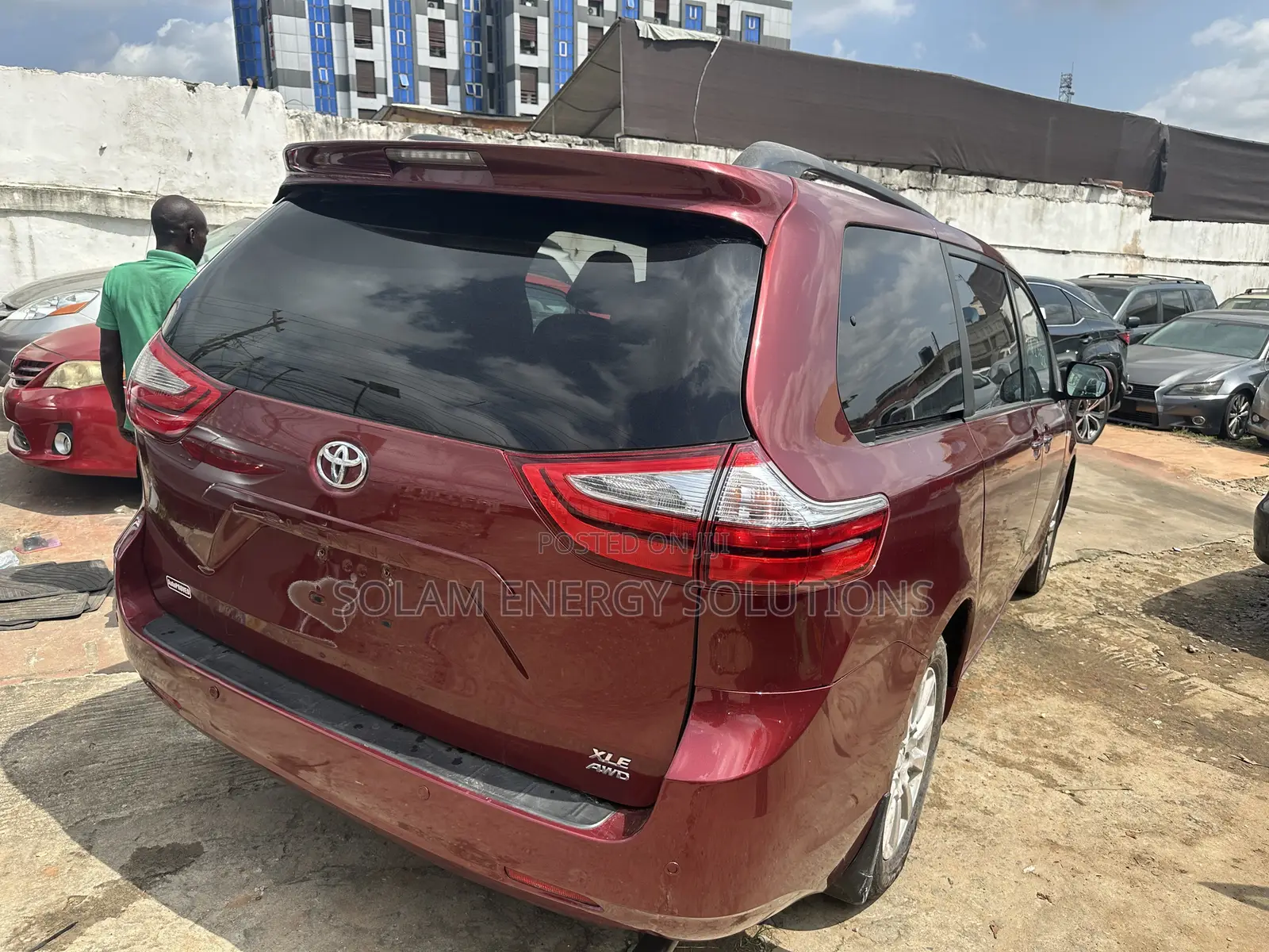 Toyota Sienna 2018 Red