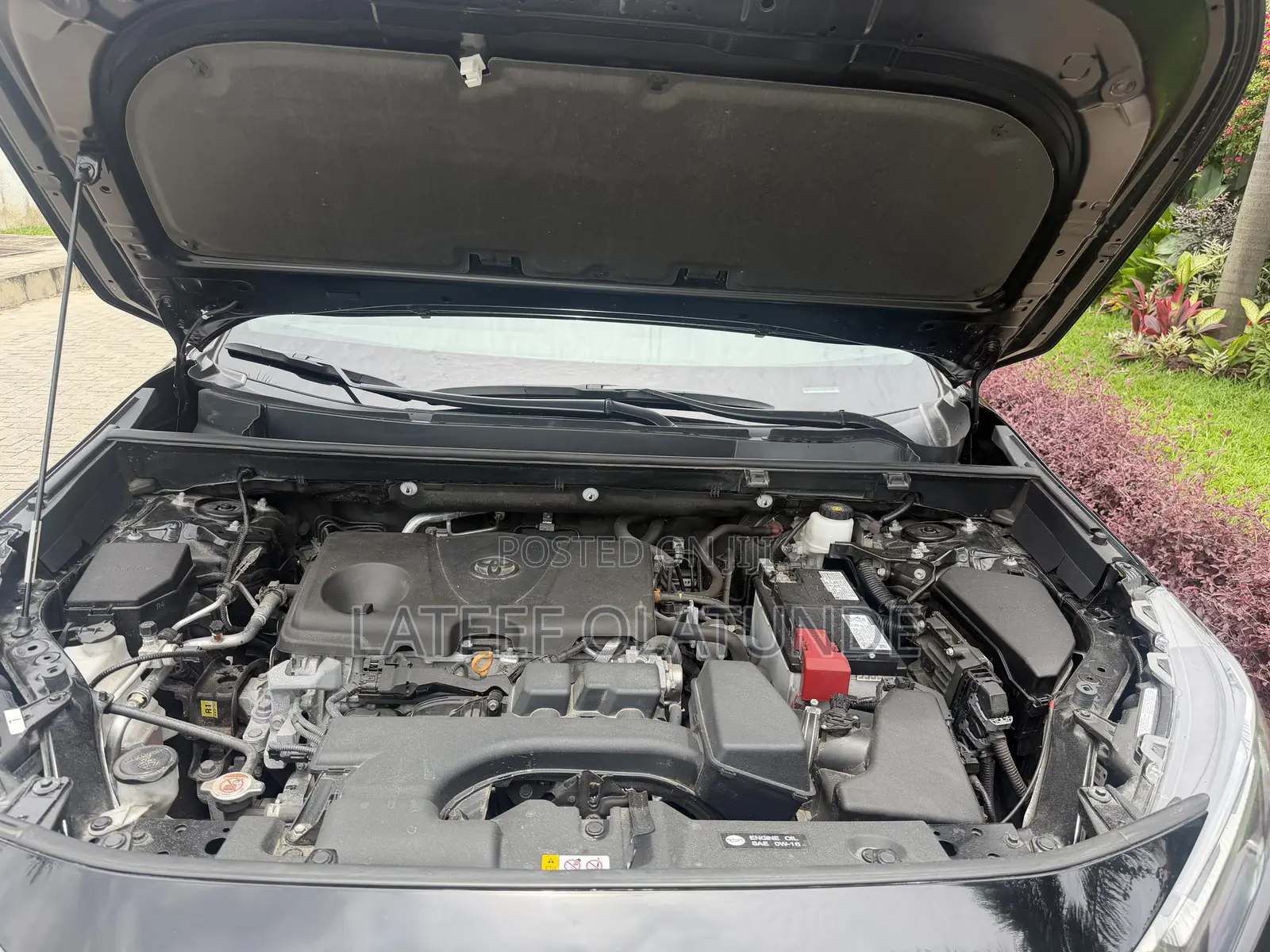 Toyota RAV4 XLE AWD 2024 Black