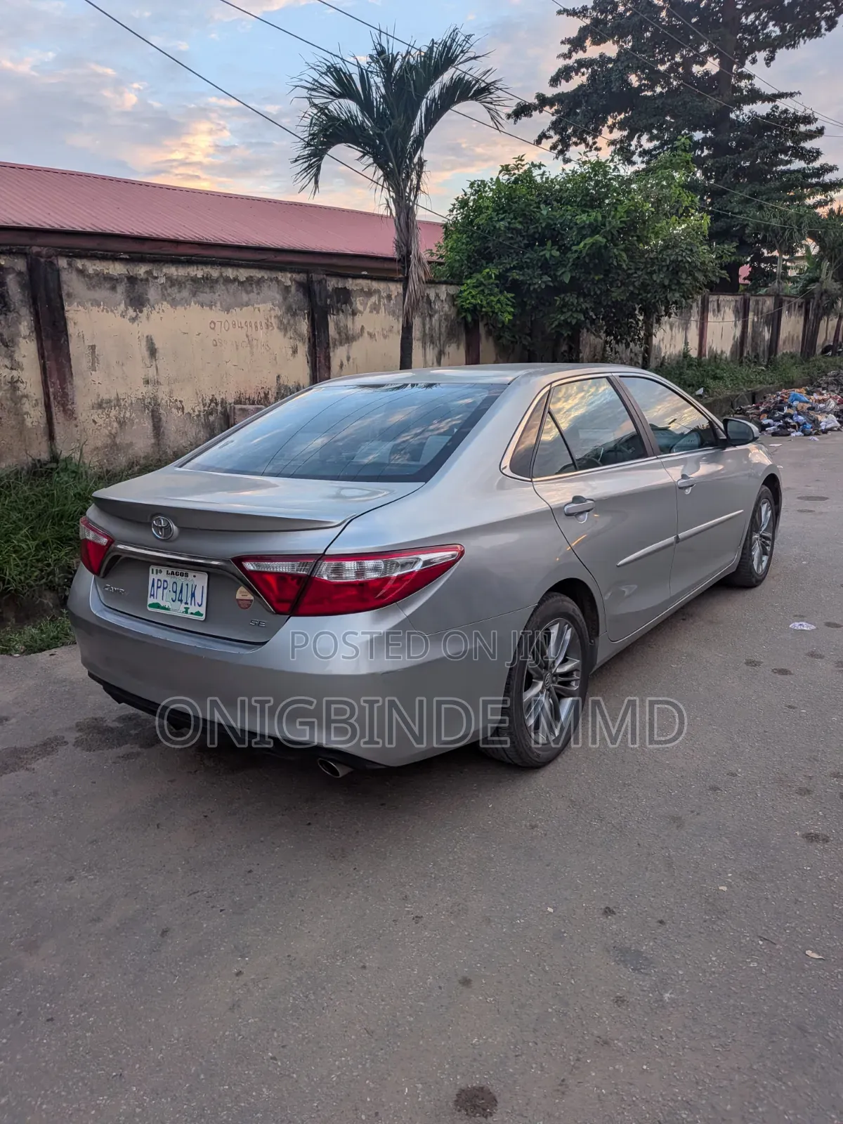Toyota Camry 2017 Silver