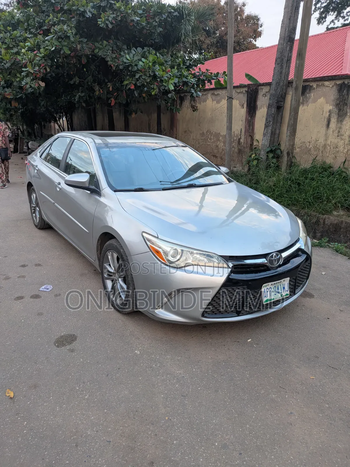 Toyota Camry 2017 Silver