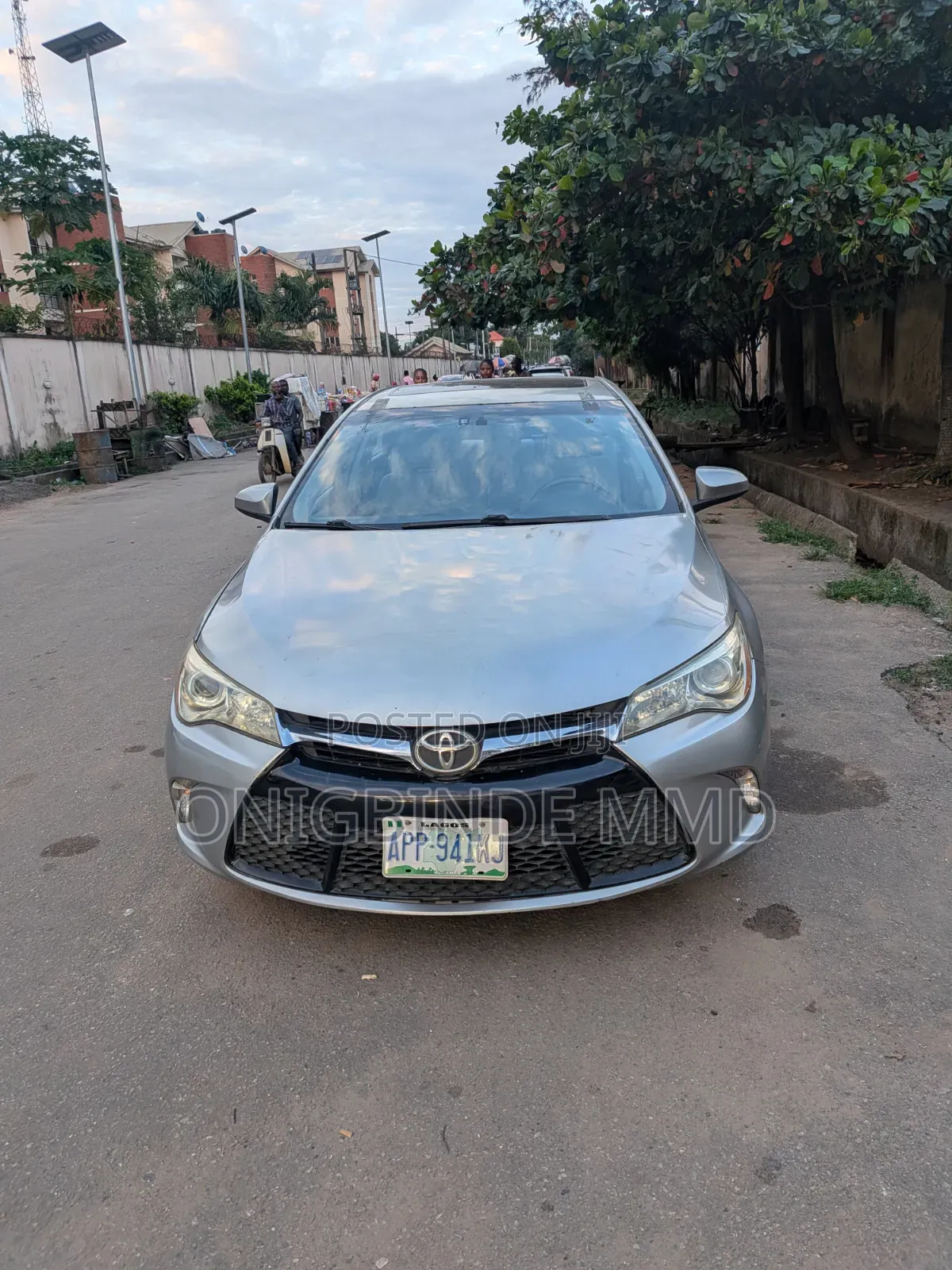 Toyota Camry 2017 Silver