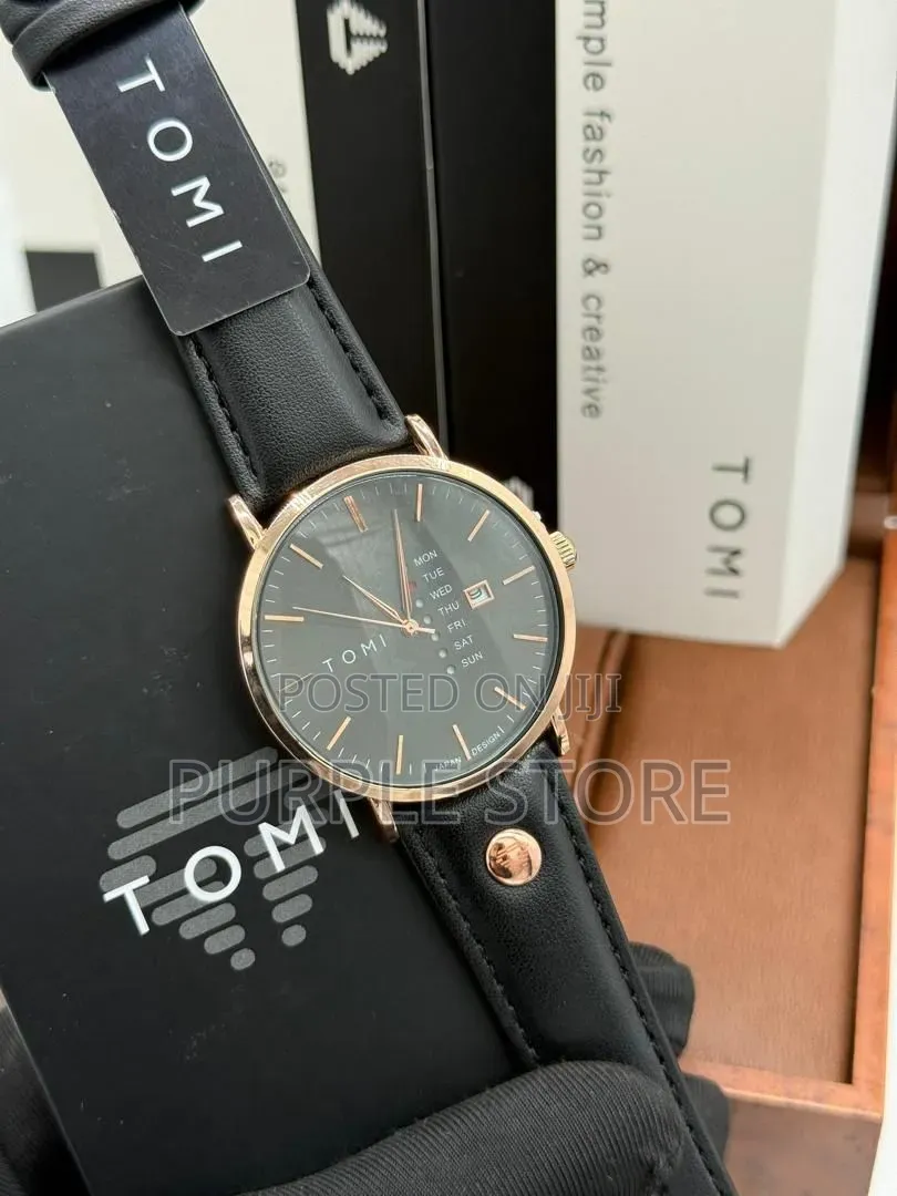 Tomi Classic Leather Day and Date Display