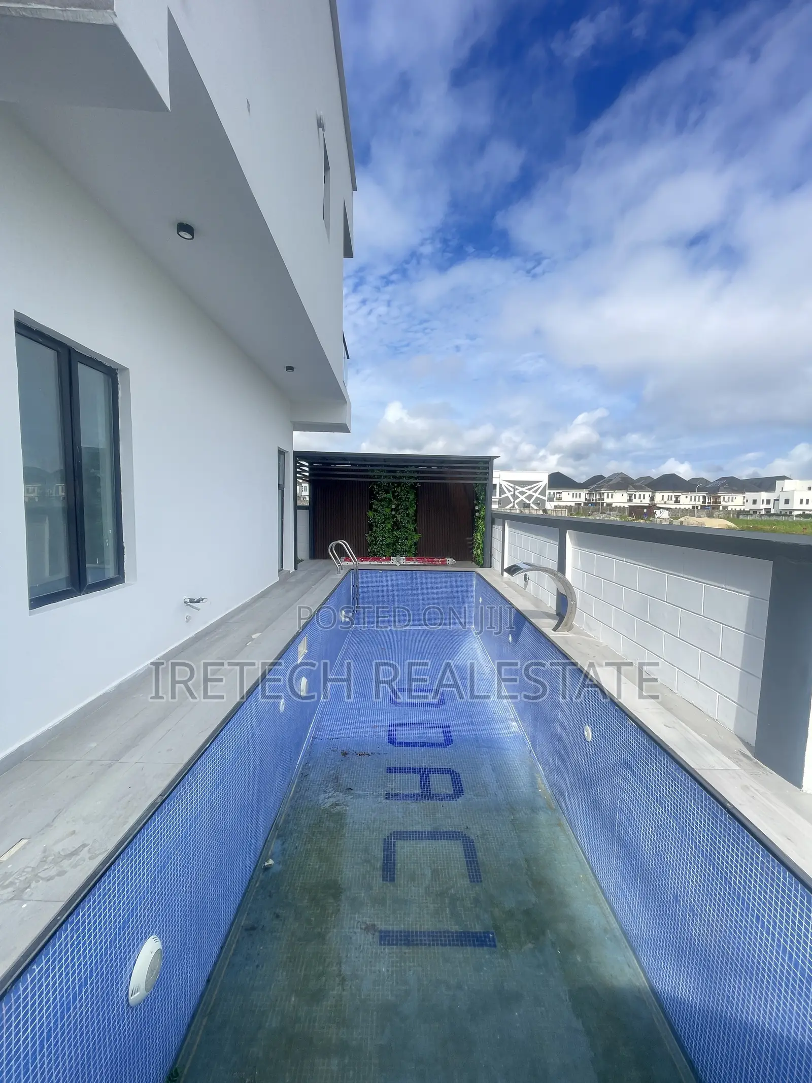 5bdrm Duplex in Vgc Environments, Ikota for sale