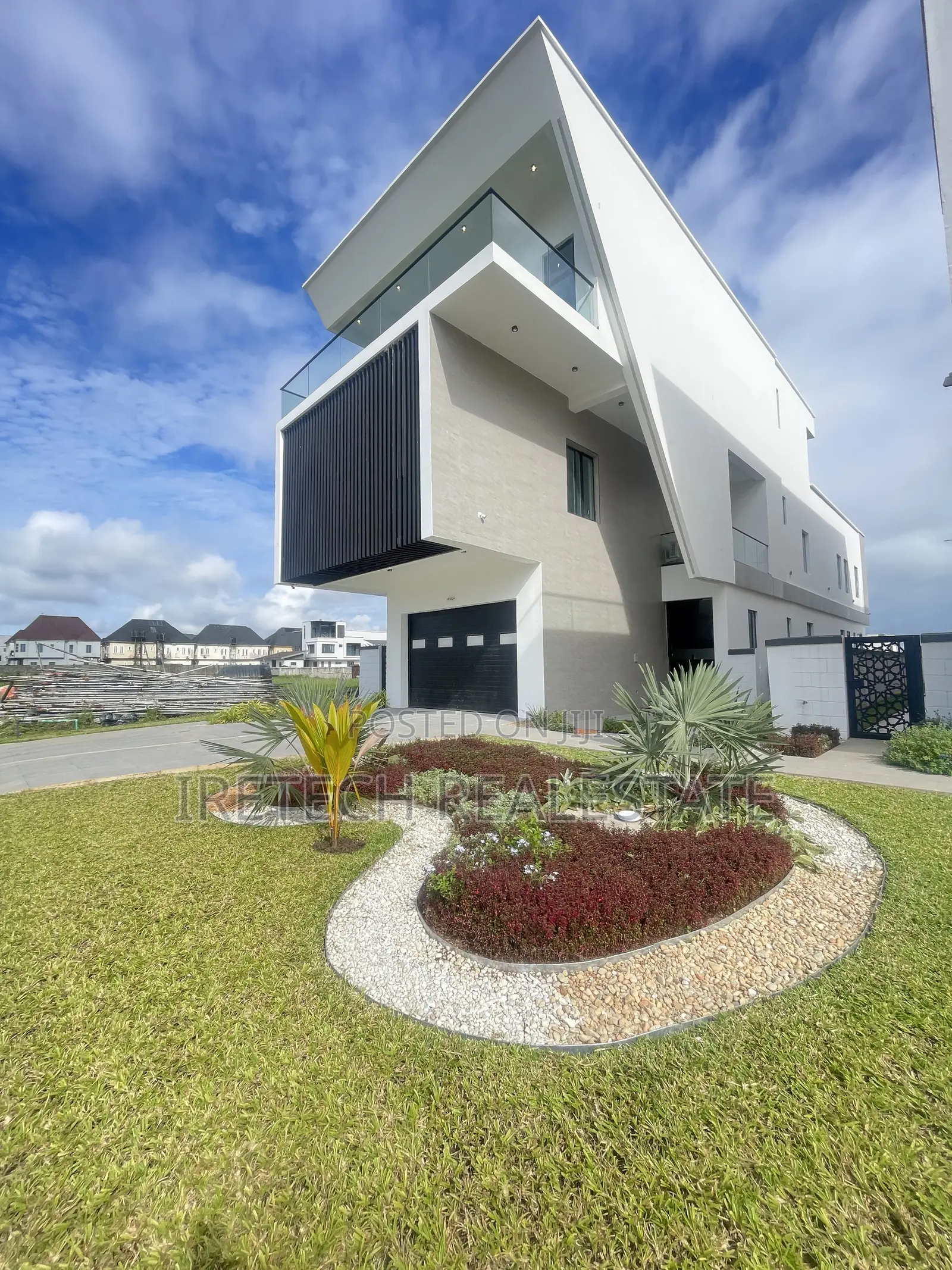 5bdrm Duplex in Vgc Environments, Ikota for sale