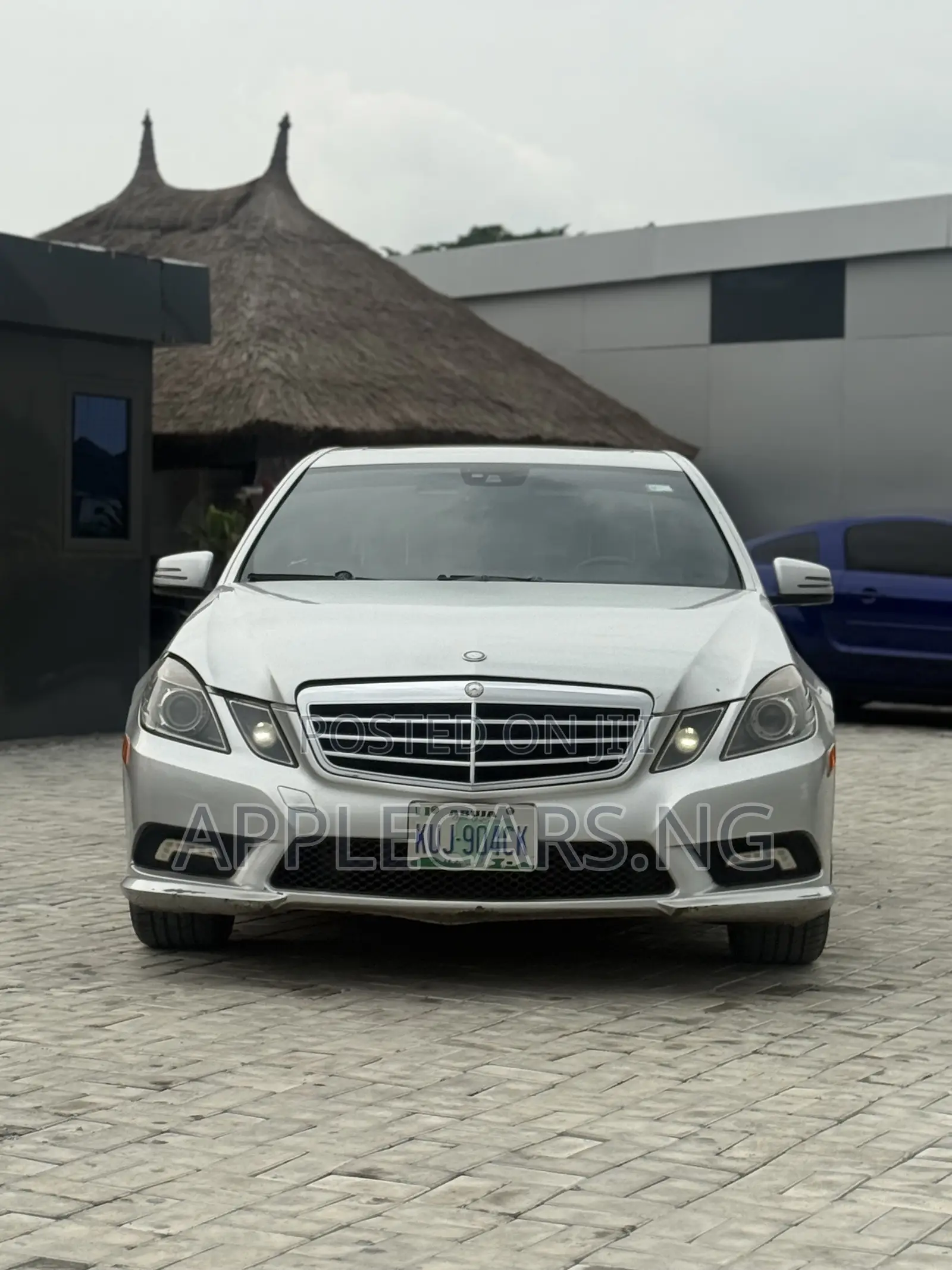 Mercedes-Benz E350 Base 4Matic Sedan AWD (3.5L 6cyl 7A) 2010 Silver