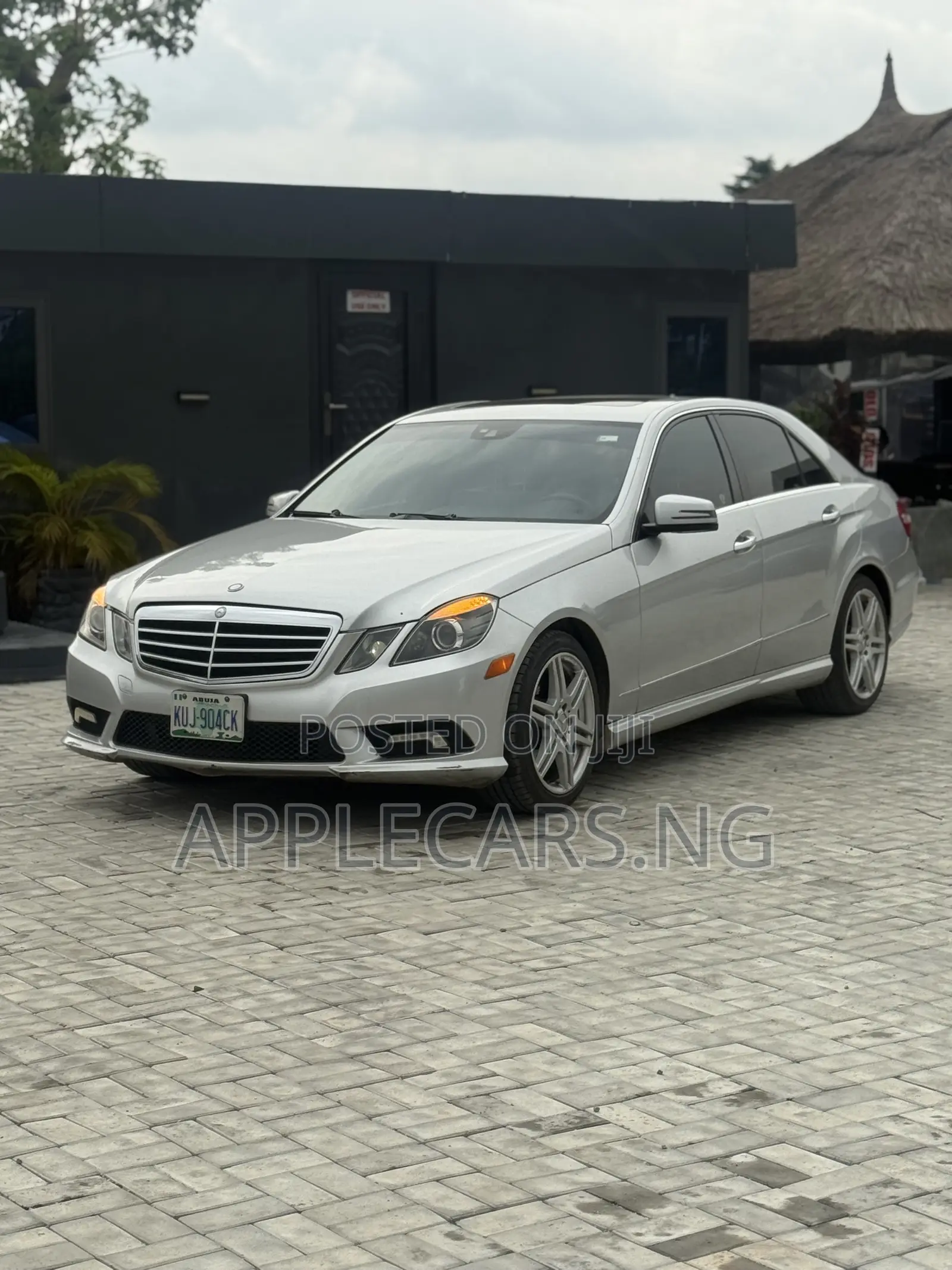 Mercedes-Benz E350 Base 4Matic Sedan AWD (3.5L 6cyl 7A) 2010 Silver