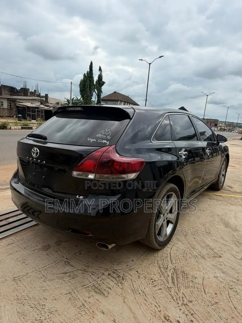 Toyota Venza LE 2013 Black