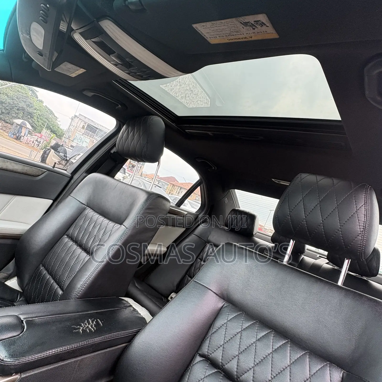 Mercedes-Benz E350 Base 4Matic Sedan AWD (3.5L 6cyl 7A) 2010 Black