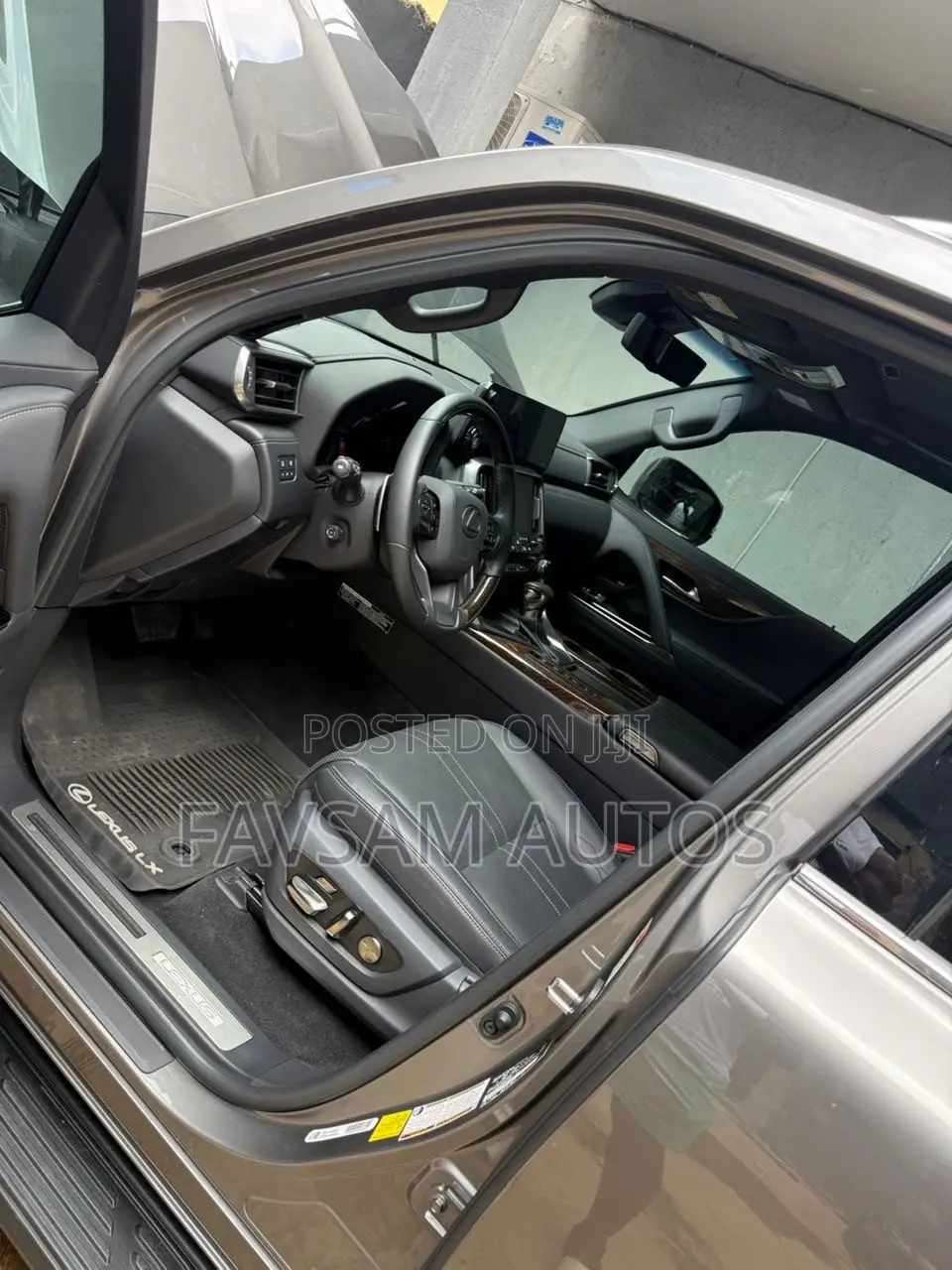 Lexus LX 600 2024 Gray