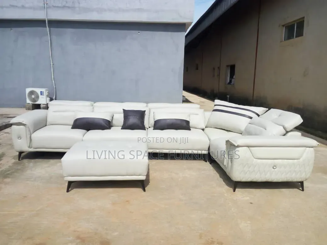 L Shape Sectional Sofa Leather Chairs With Center Table