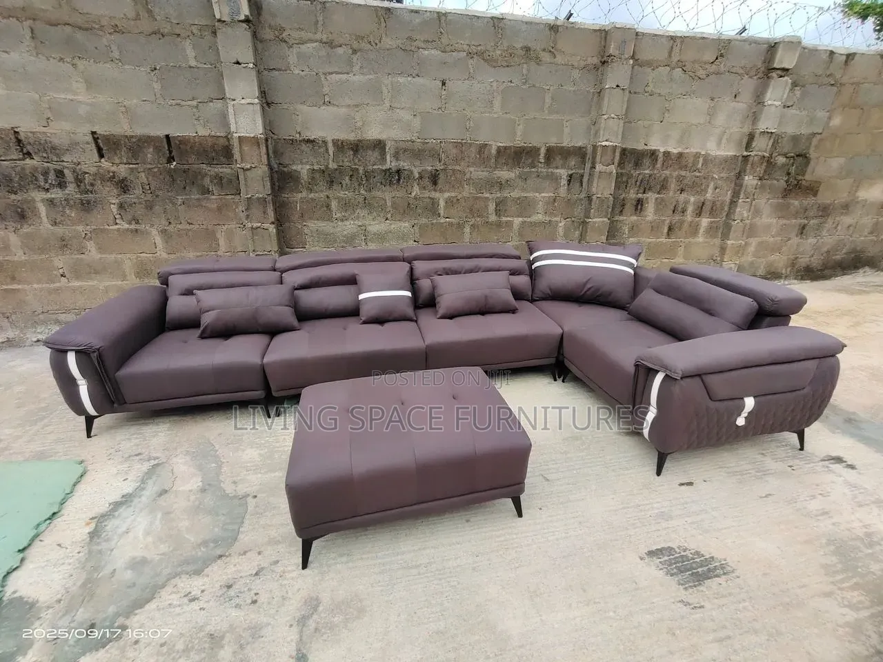 L Shape Sectional Sofa Leather Chairs With Center Table
