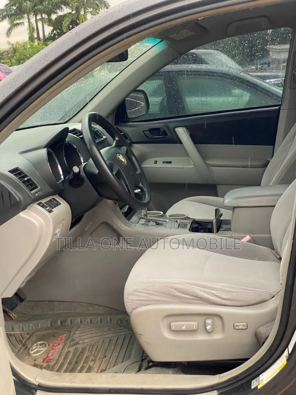 Toyota Highlander Sport 2010 Gray