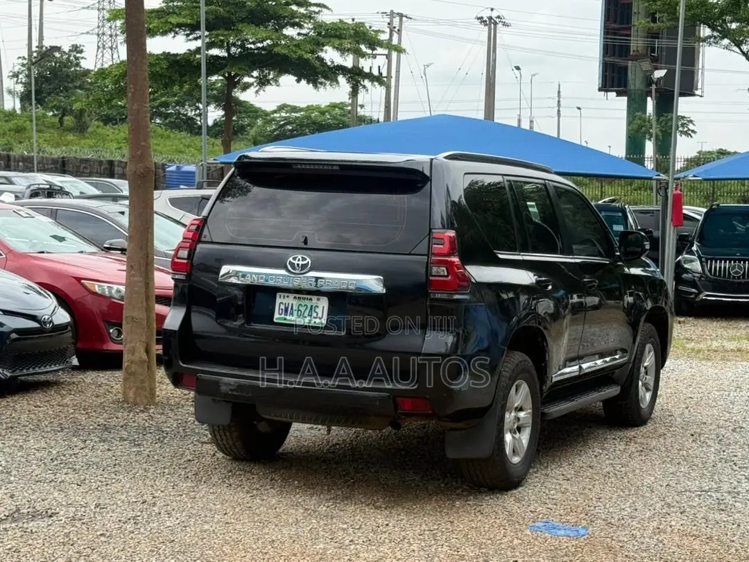 Toyota Land Cruiser 2014 Black