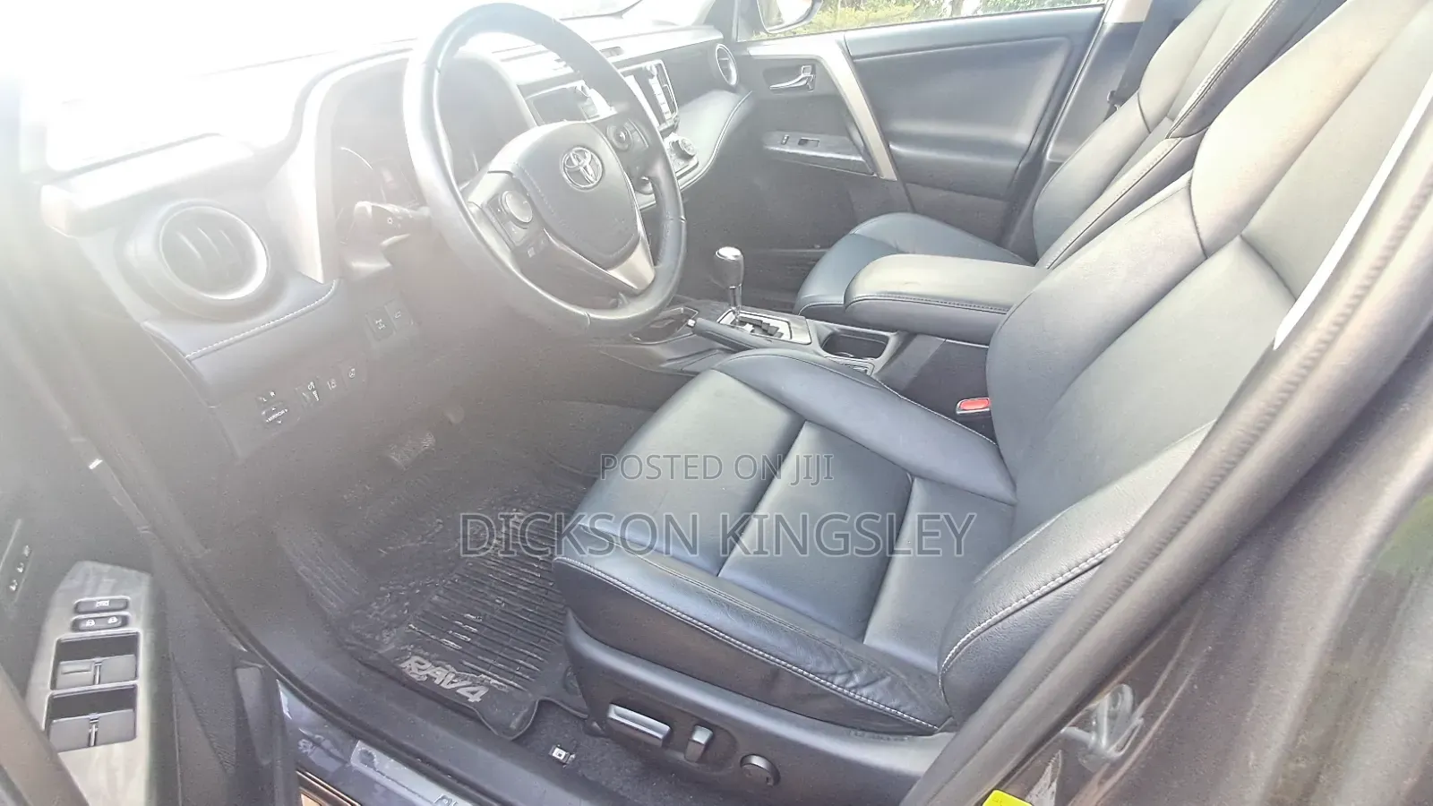 Toyota RAV4 Platinum AWD (2.5L 4cyl 6A) 2017 Gray