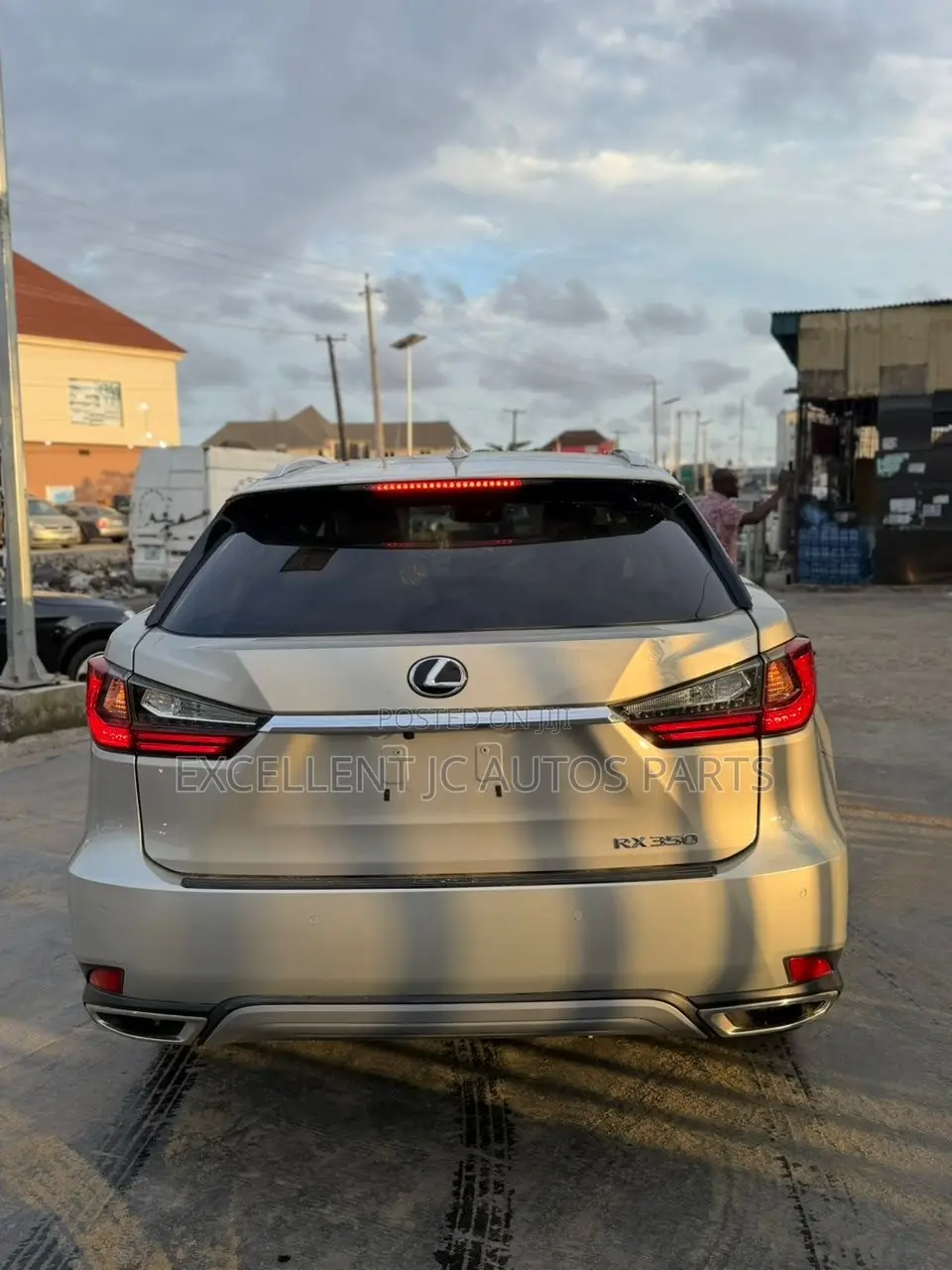Lexus RX 350 2WD 2020 Gold