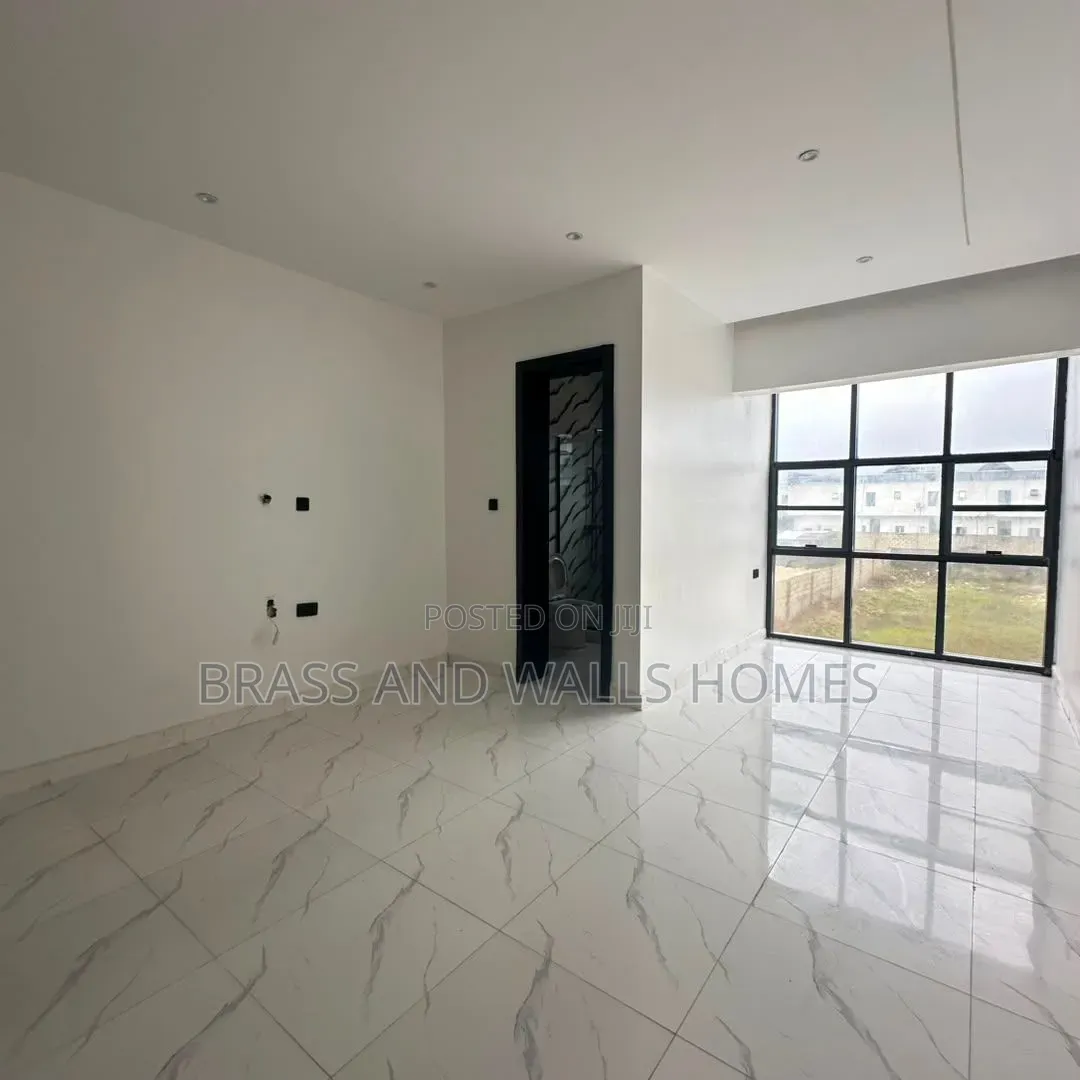 Furnished 4bdrm Duplex in Sangotedo for sale