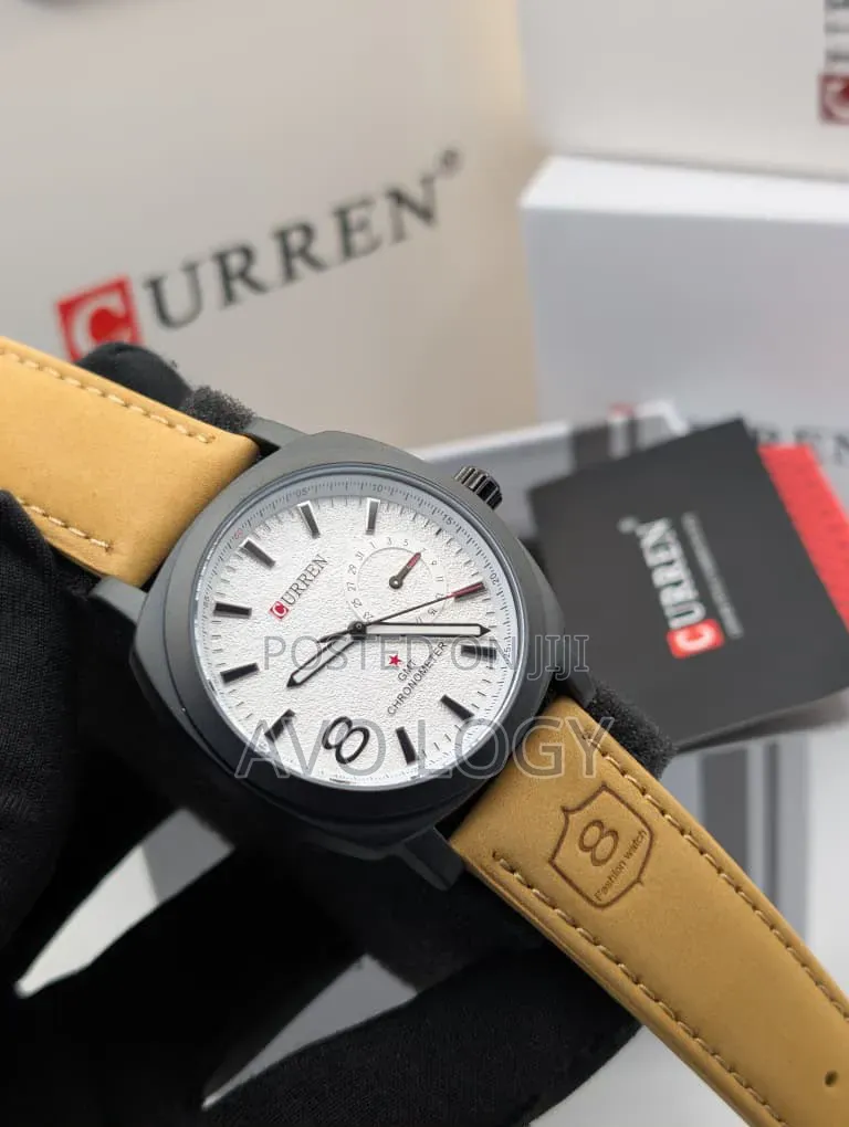 CURREN Leather Strap
Wristwatch