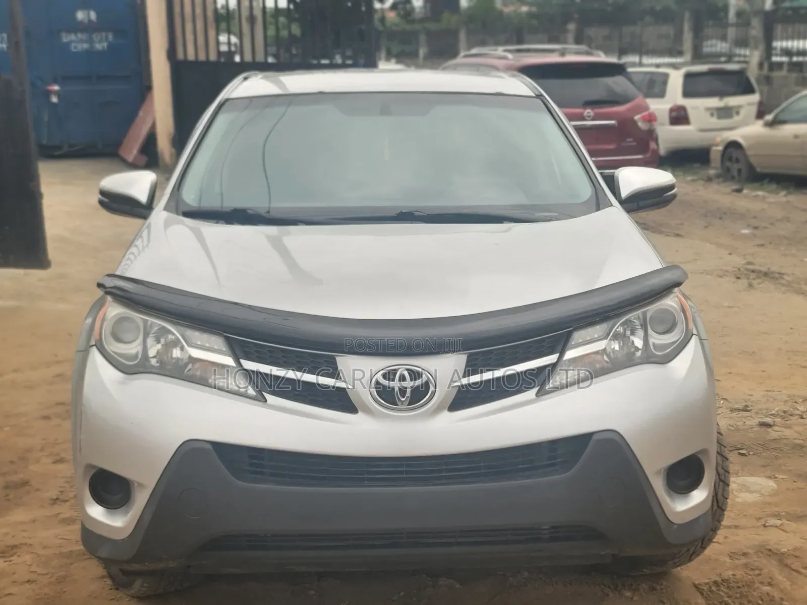 Toyota RAV4 LE 4dr SUV AWD (2.5L 4cyl 6A) 2014 Silver