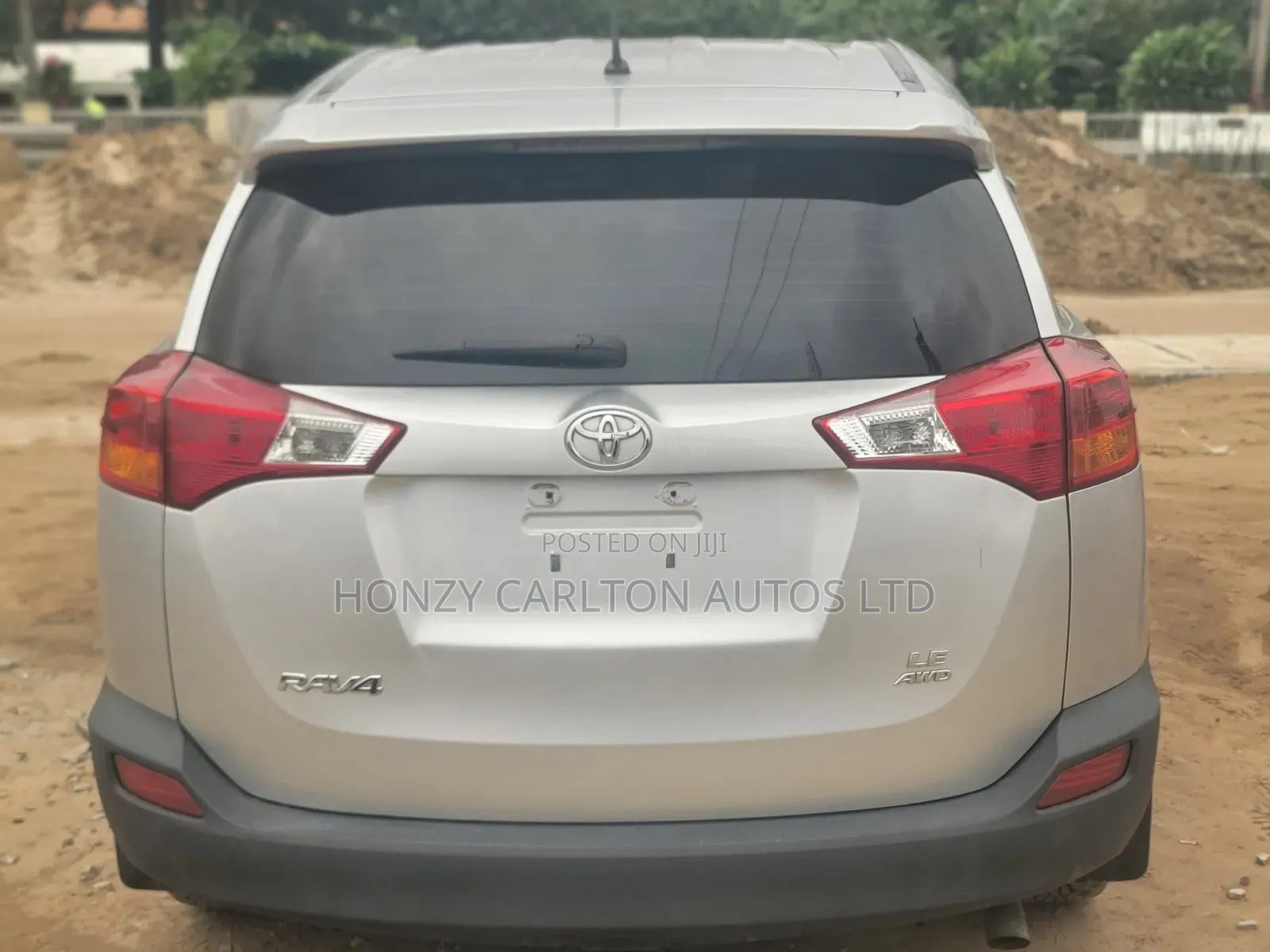 Toyota RAV4 LE 4dr SUV AWD (2.5L 4cyl 6A) 2014 Silver