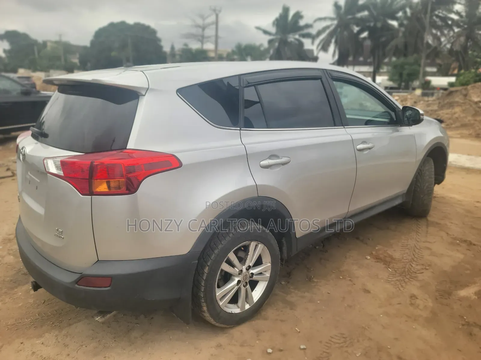 Toyota RAV4 LE 4dr SUV AWD (2.5L 4cyl 6A) 2014 Silver