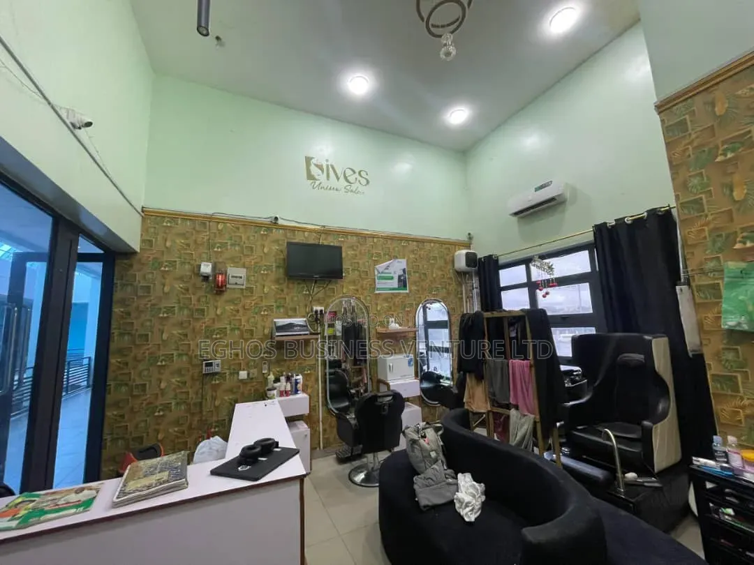 Unisex Salon for Sale at Ringroad