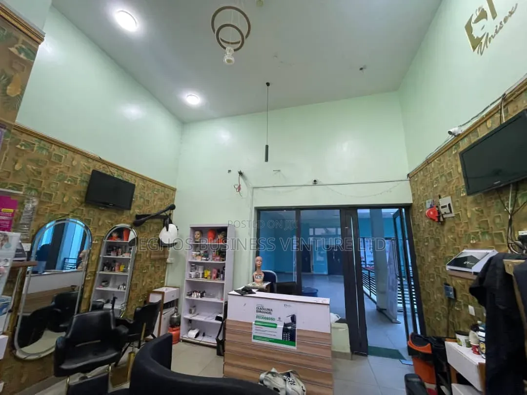 Unisex Salon for Sale at Ringroad
