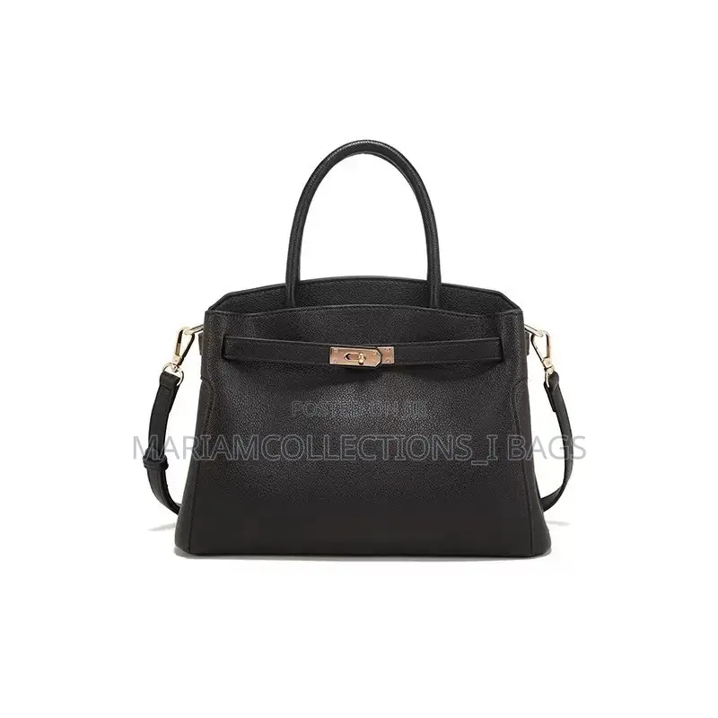 Come With Longer Strap With and Middle Zipper