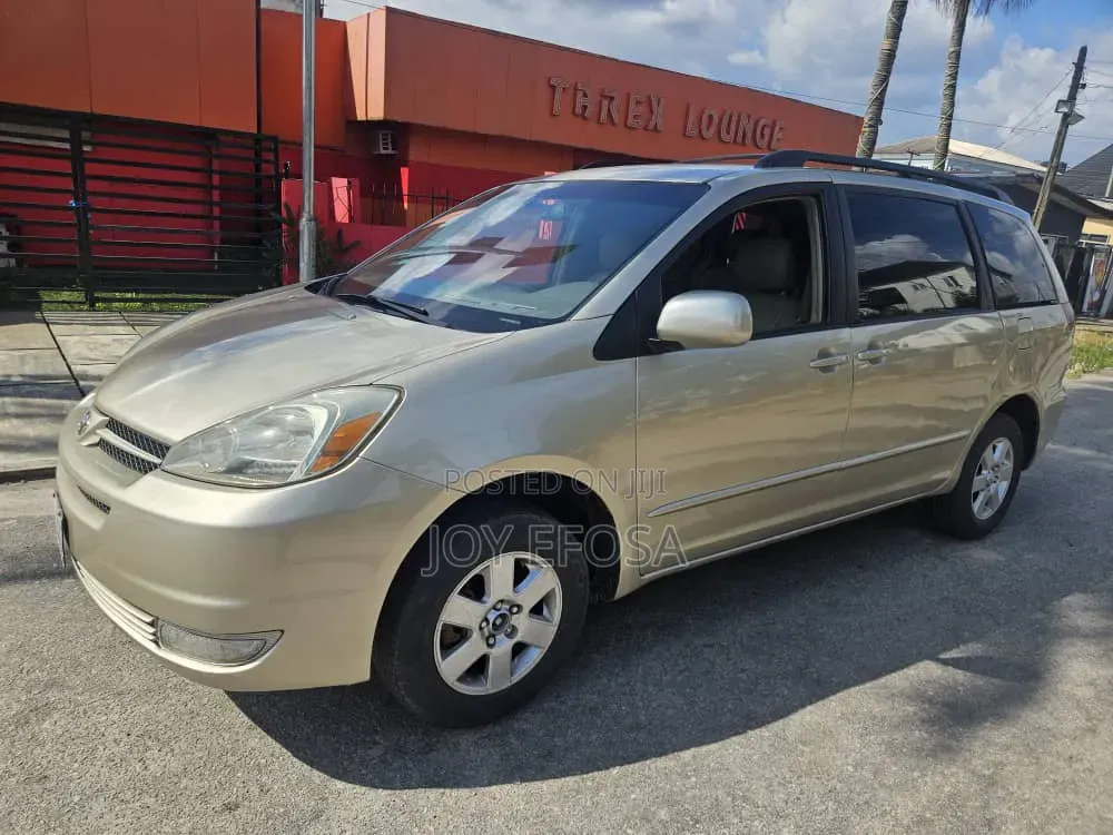 Toyota Sienna 2008 Beige