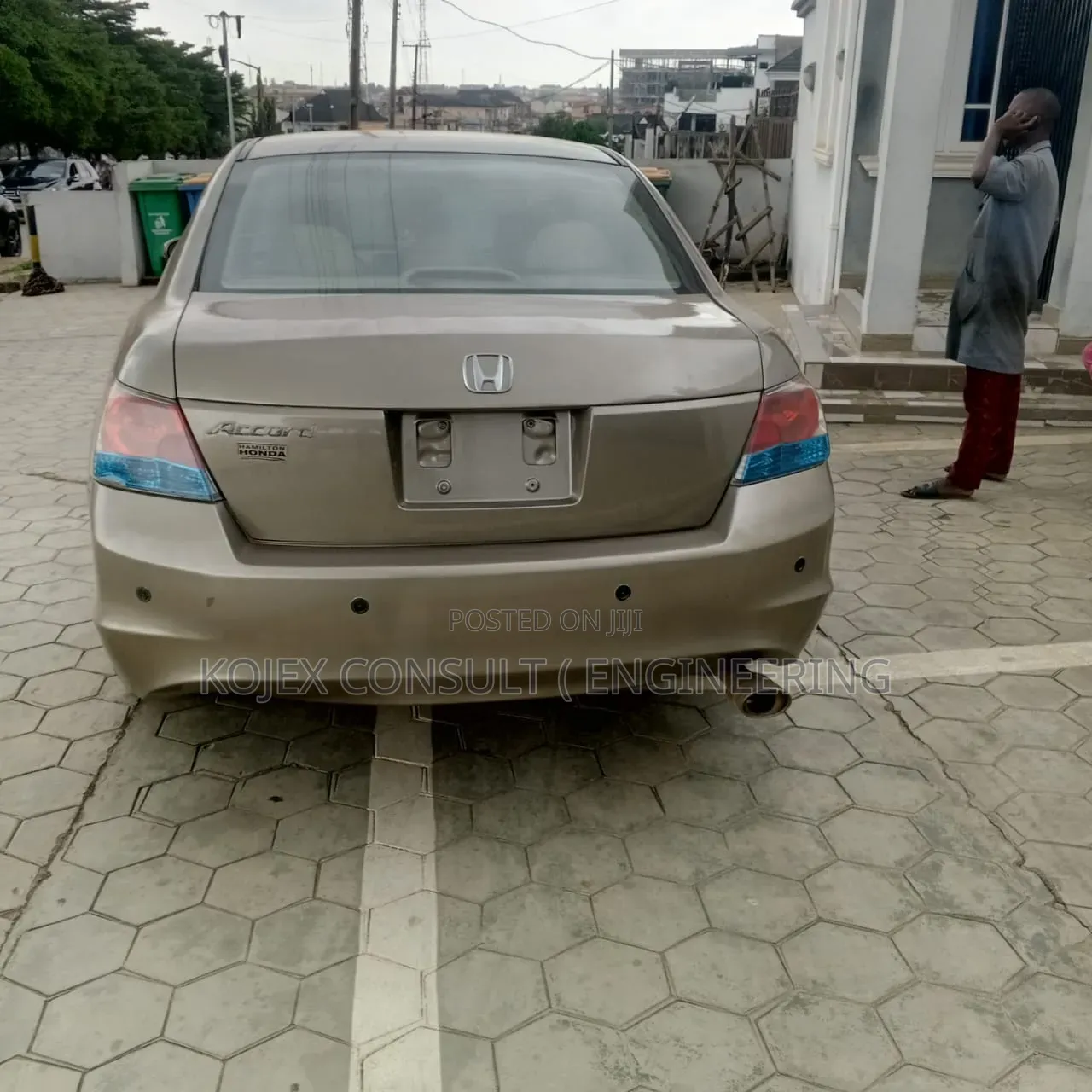 Honda Accord 2010 Gold