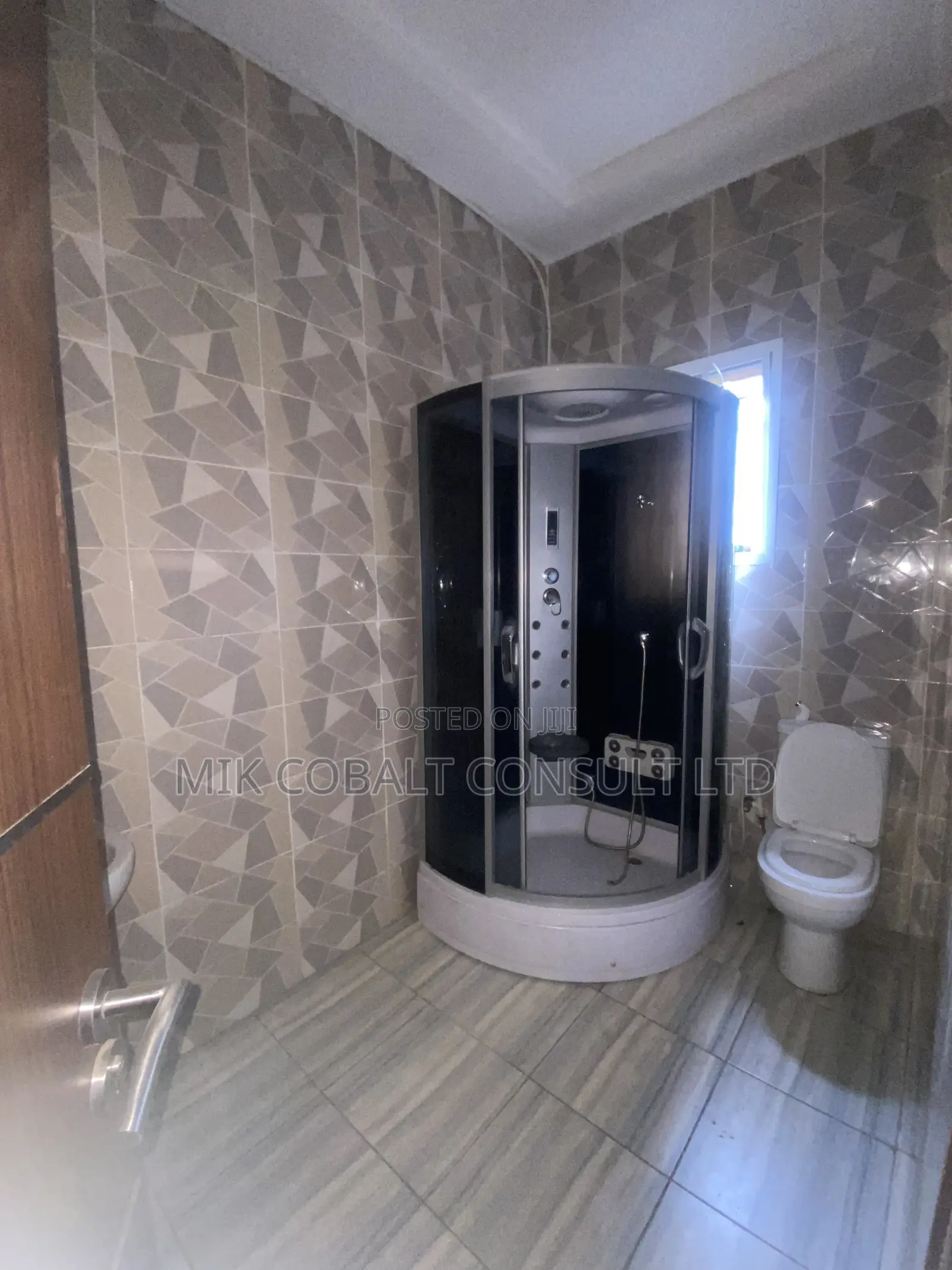 2bdrm Block of Flats in 69Road, Gwarinpa for rent