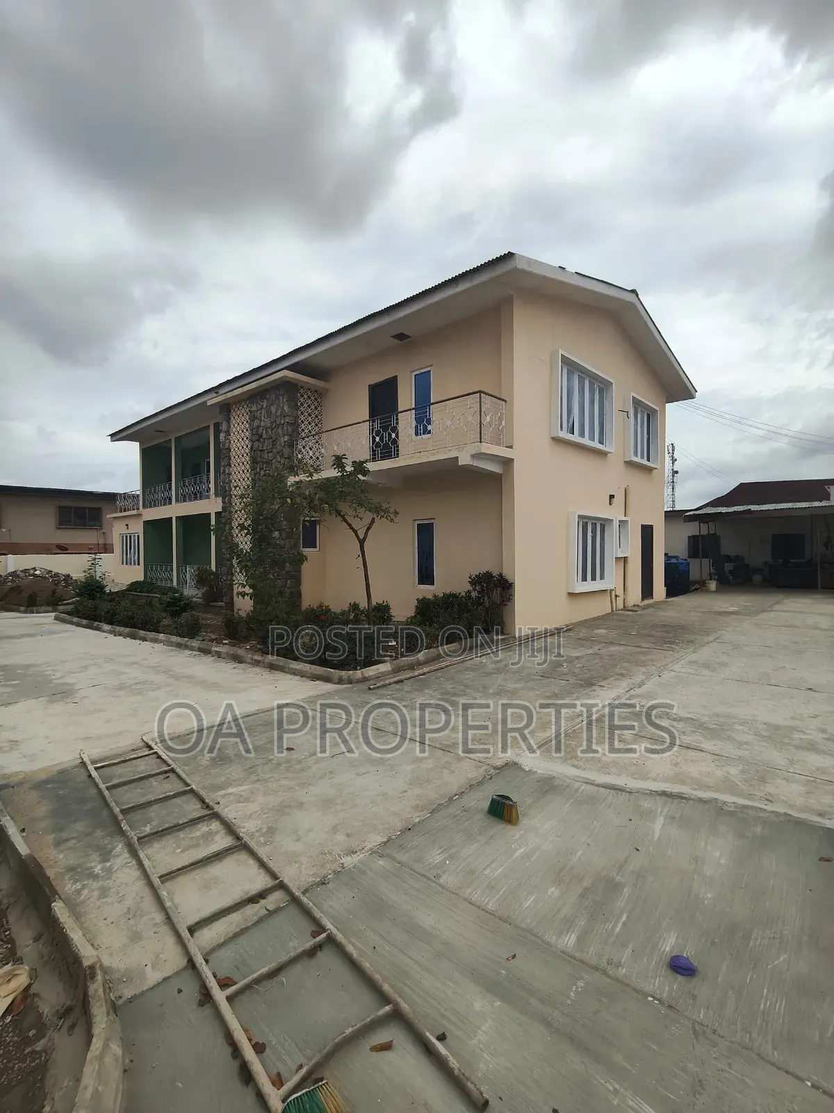 Newly Renovated 5 Bedrooms Commercial Duplex With Modern Facilities