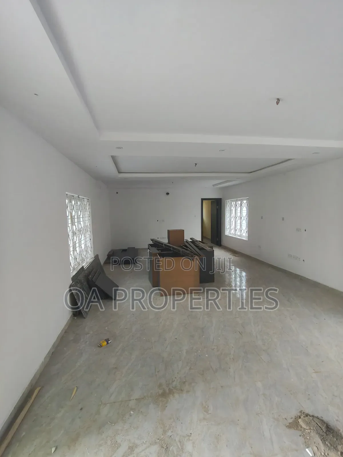 Newly Renovated 5 Bedrooms Commercial Duplex With Modern Facilities