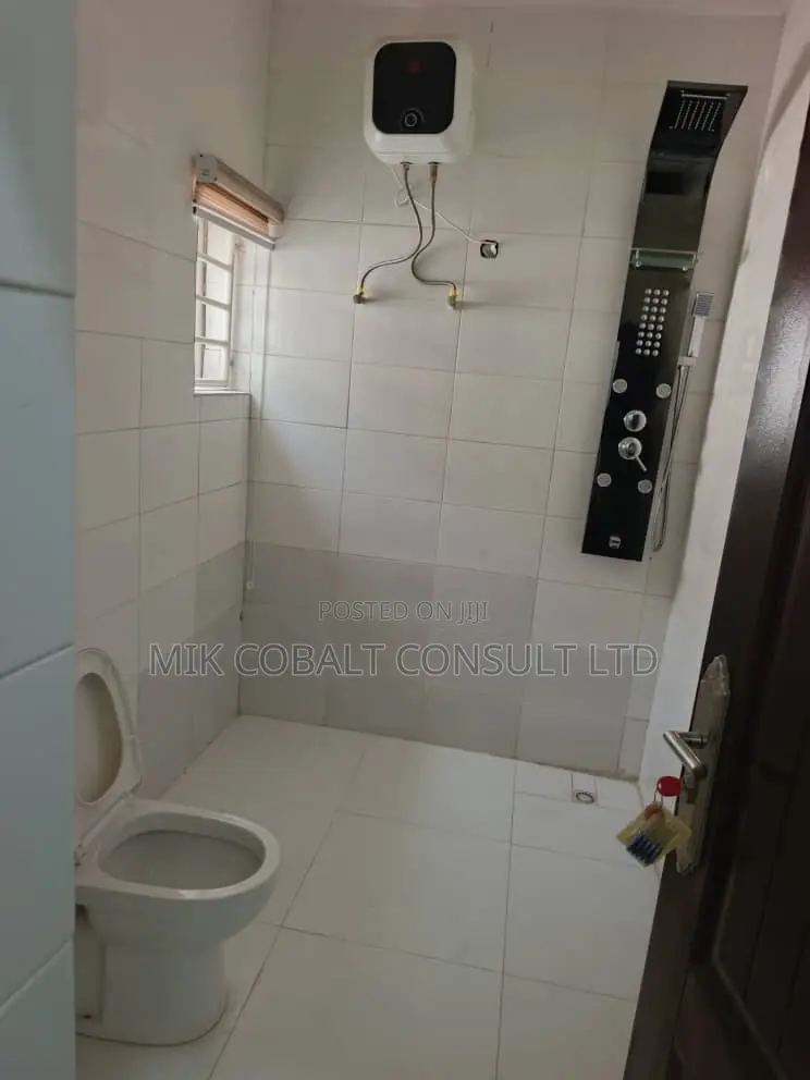 Furnished 3bdrm Bungalow in Efab Queens, Karsana for rent