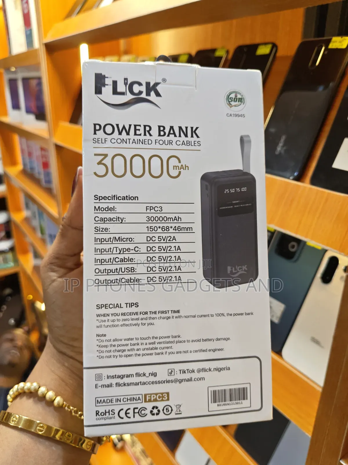 FLCK FPC3 30000mAh Power Bank Built-in 4 Cables LED Display - New