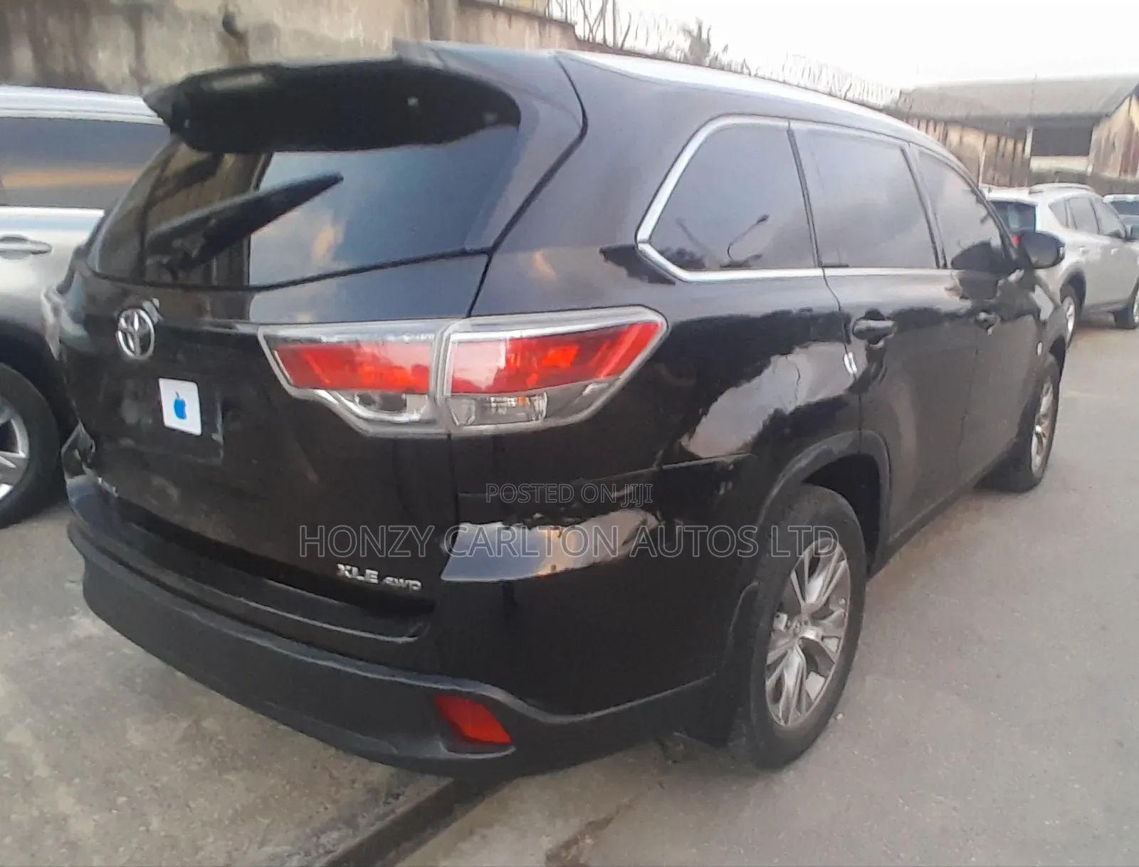 Toyota Highlander XLE 4dr SUV AWD (3.5L 6cyl 6A) 2015 Black