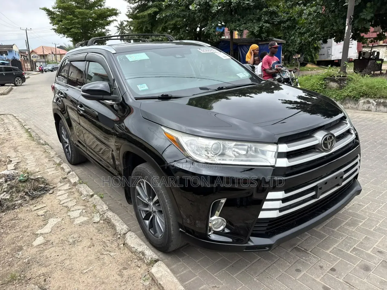 Toyota Highlander XLE 2019 Black