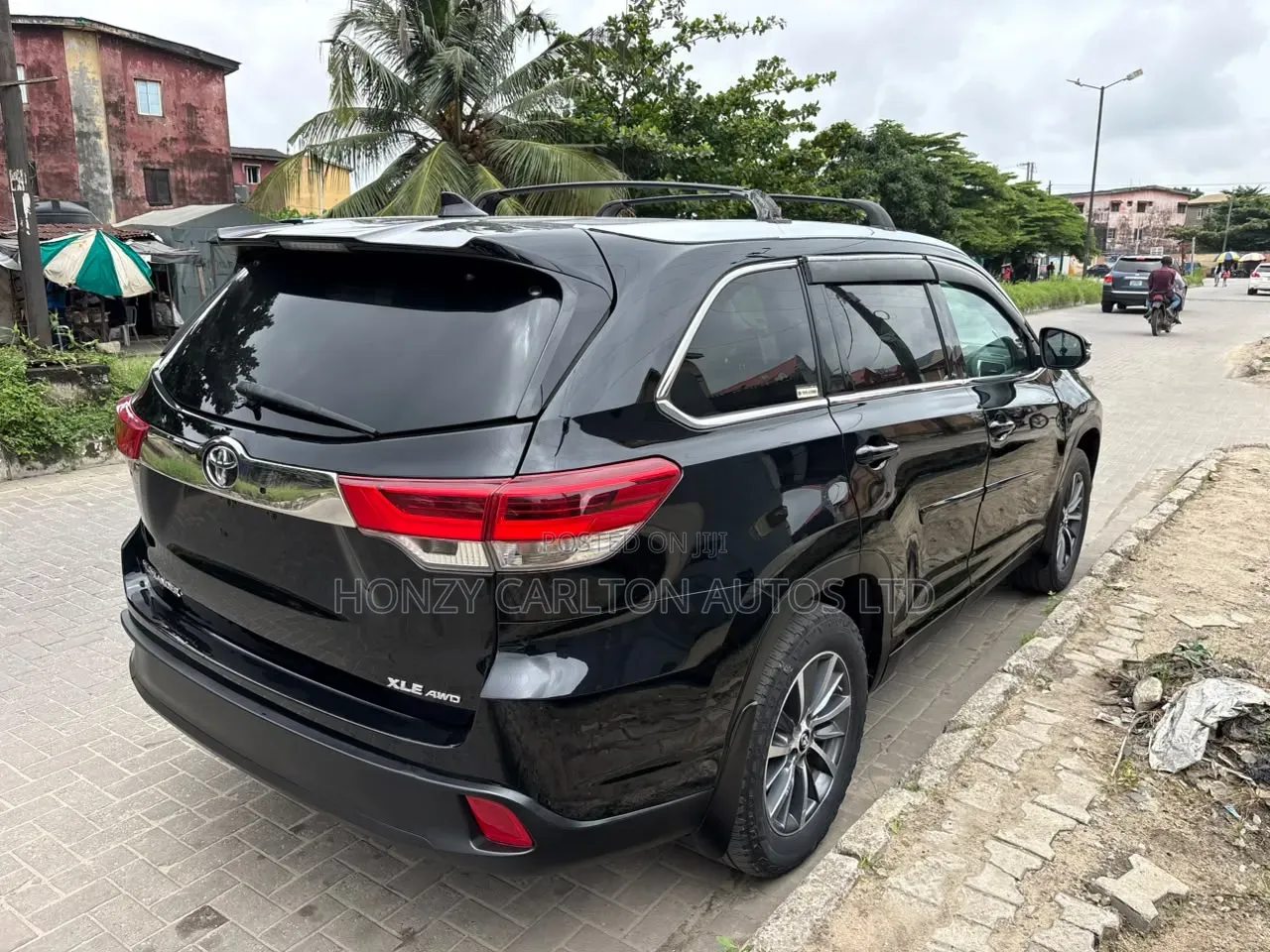 Toyota Highlander XLE 2019 Black