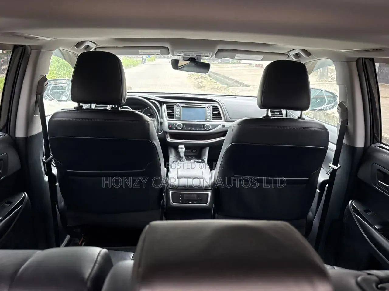 Toyota Highlander XLE 2019 Black